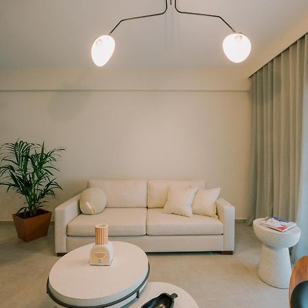Hama Luxury Seaside Apartments Corinth Екстериор снимка