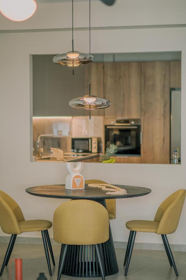 Hama Luxury Seaside Apartments Corinth Екстериор снимка